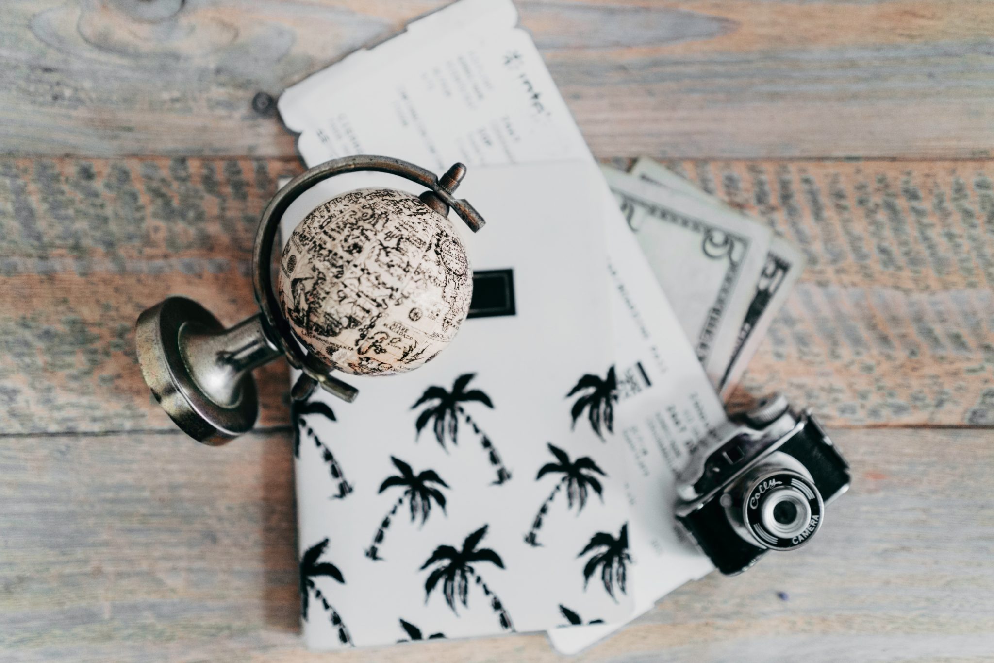 Jak zaplanować wyprawę z plecakiem, podróż z plecakiem, wskazówki na podróż z plecakiem, jak się spakować