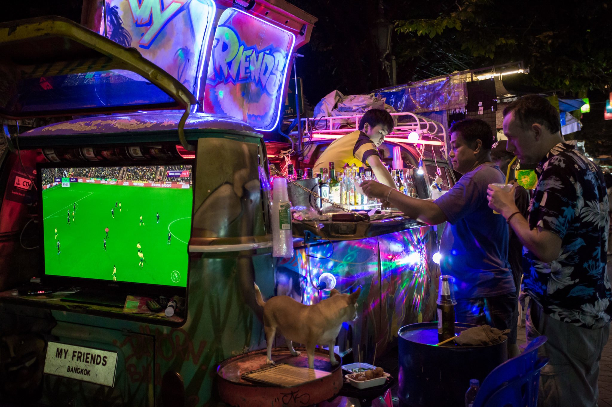 Zwiedzanie Bangkoku Khaosan Road