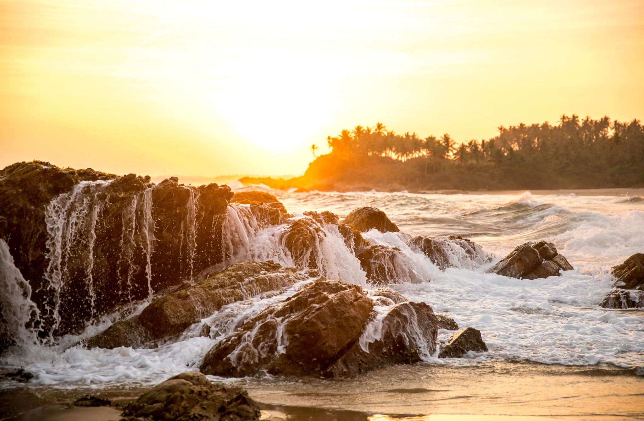 Wyprawa z plecakiem na Sri Lankę, plaża Dikwella, zachód słońca na Sri Lance