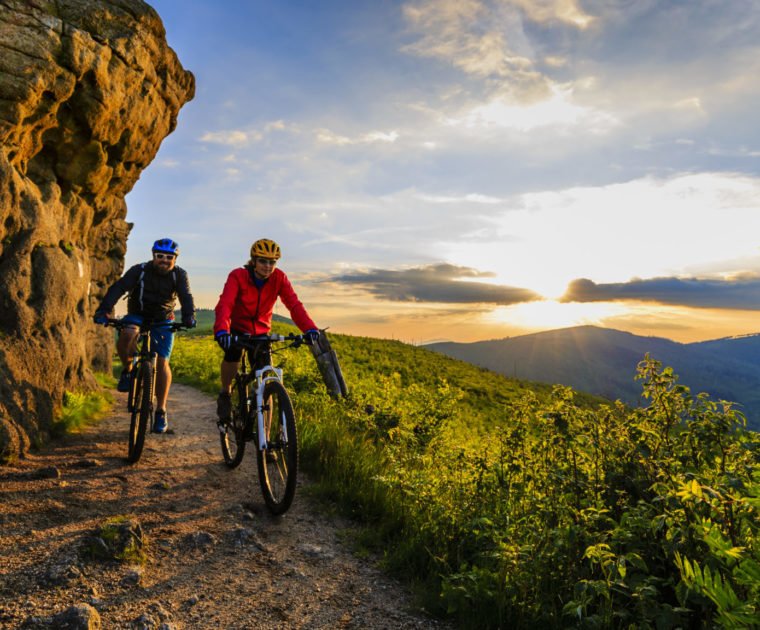 Gdzie na weekend na rowerze? 7 miejsc, które warto odwiedzić na dwóch kółkach